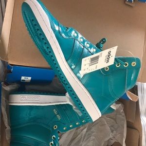 Adidas Top Tens